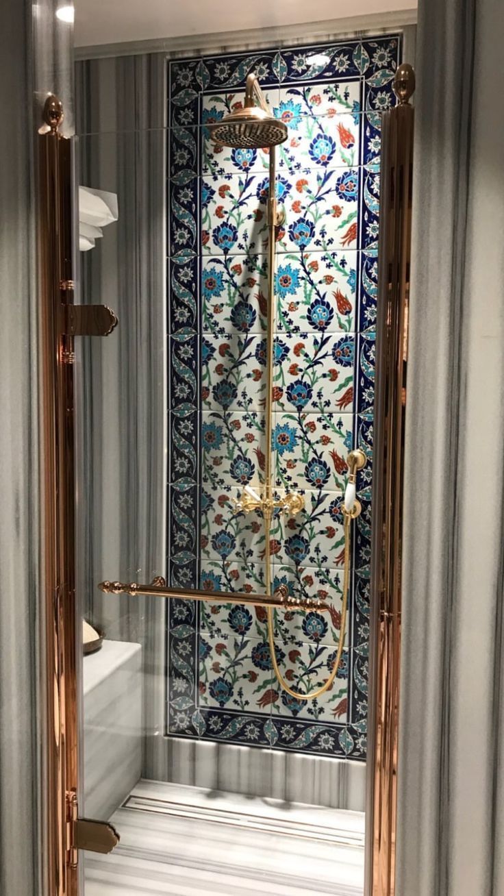 Hamam Çini Panosu-Kütahya çin